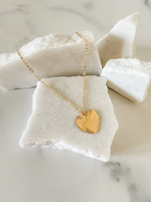 Charlie heart pendant necklace